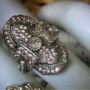 Sparkling Large Art Deco Ring 🍸 Size 6-10